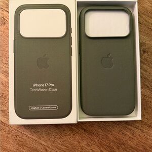 Apple iPhone 17 Pro Case - Olive Green
